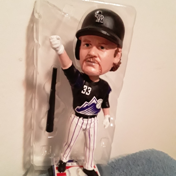 Larry Walker 2020 Hall of Fame Bobbyhead - Picture 2 of 4